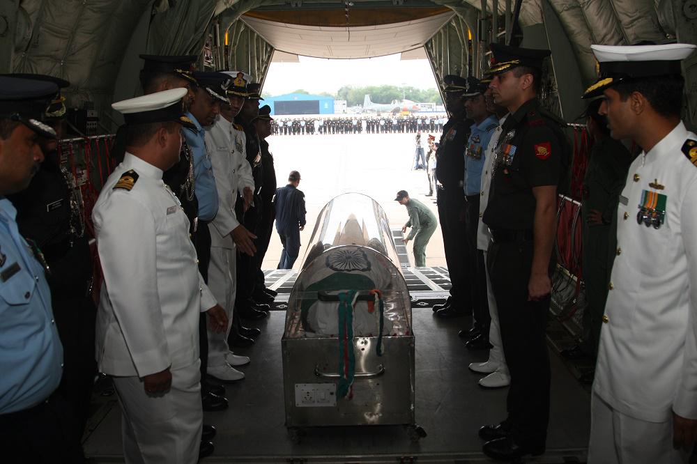 SpokespersonMoD's tweet image. Last Journey of &apos;People&apos;s President&apos; #APJAbdulKalam from New Delhi to #Rameswaram via #Madurai..(2/2)