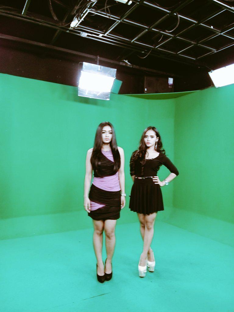 <a href="/Kiki_Syarah/">𝐊𝐈𝐊𝐈 𝐒𝐘𝐀𝐑𝐀𝐇 𝐎𝐅𝐅𝐈𝐂𝐈𝐀𝐋</a> @GodainBTV