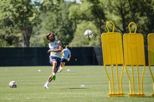 Footballtweet's tweet image. 'Don't practice until you get it right. Practice until you can't get it wrong.'