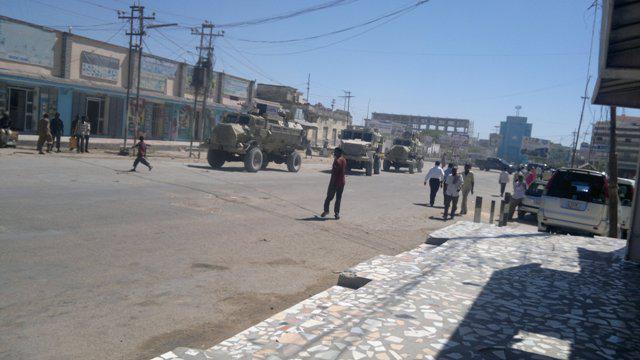 BREAKING: Somalia police and security soldiers locked down key roads amid #HLPF2015 set to hold in Mogadishu #Somalia