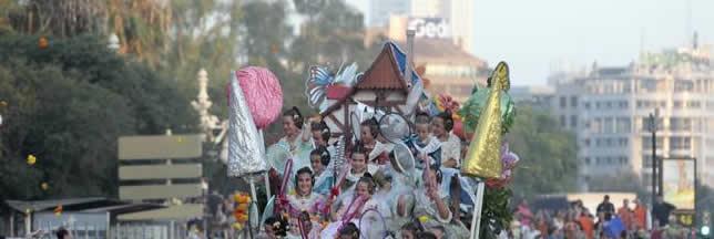 Turismo_Com_Val's tweet photo. La #BatalladeFlores, la batalla más bonita del mundo http://t.co/vU16Wvjvun http://t.co/Ab2gH446Fw