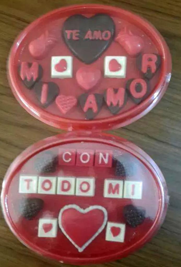 ChokoMagicEc's tweet photo. #NocheDeLocura y #chocolate
:) @Clasificados_e @NEGOCIAEC @BaratoBueno @chutamasbarato @Servi_Marketing @DonDatosEc http://t.co/VcQYHyTTxC