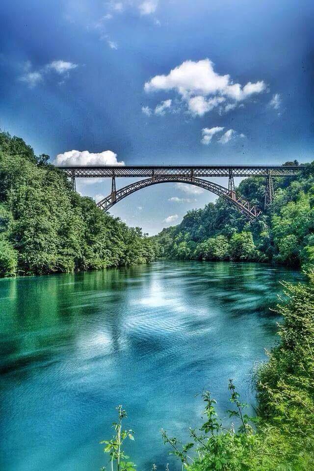 LuisaBiella's tweet photo. Buongiorno #padernodadda #bellezza #ponte http://t.co/DNkQoqAZJx