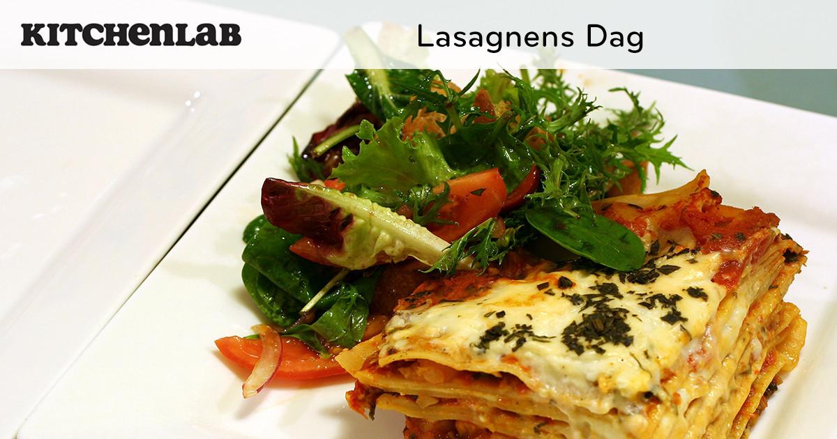 KitchenlabSE's tweet image. Kallt ute? Lasagne till middag på just lasagnens dag idag? ➤ Läs mer här bit.ly/1KymG0W #lasagne #mat