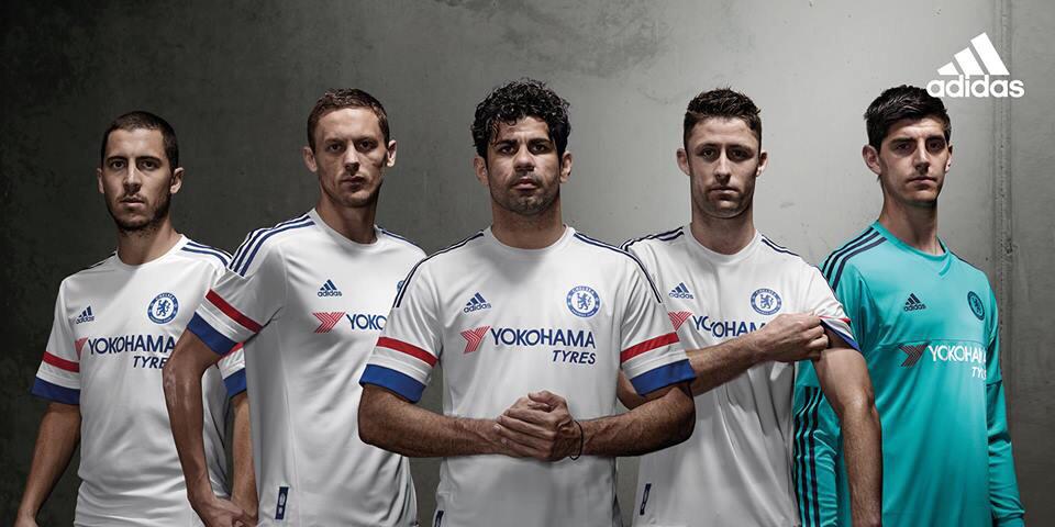 This kit is 👌🏼 Also, this pic is a timely reminder that Chelsea have a shit-hot team...in case you forgot #CFC