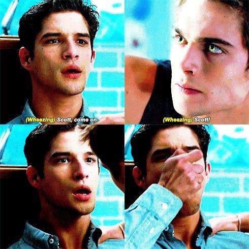 Liam__Dunbarr's tweet photo. SCOTT !! #TeenWolf 👊 http://t.co/7fNJdY9hxI