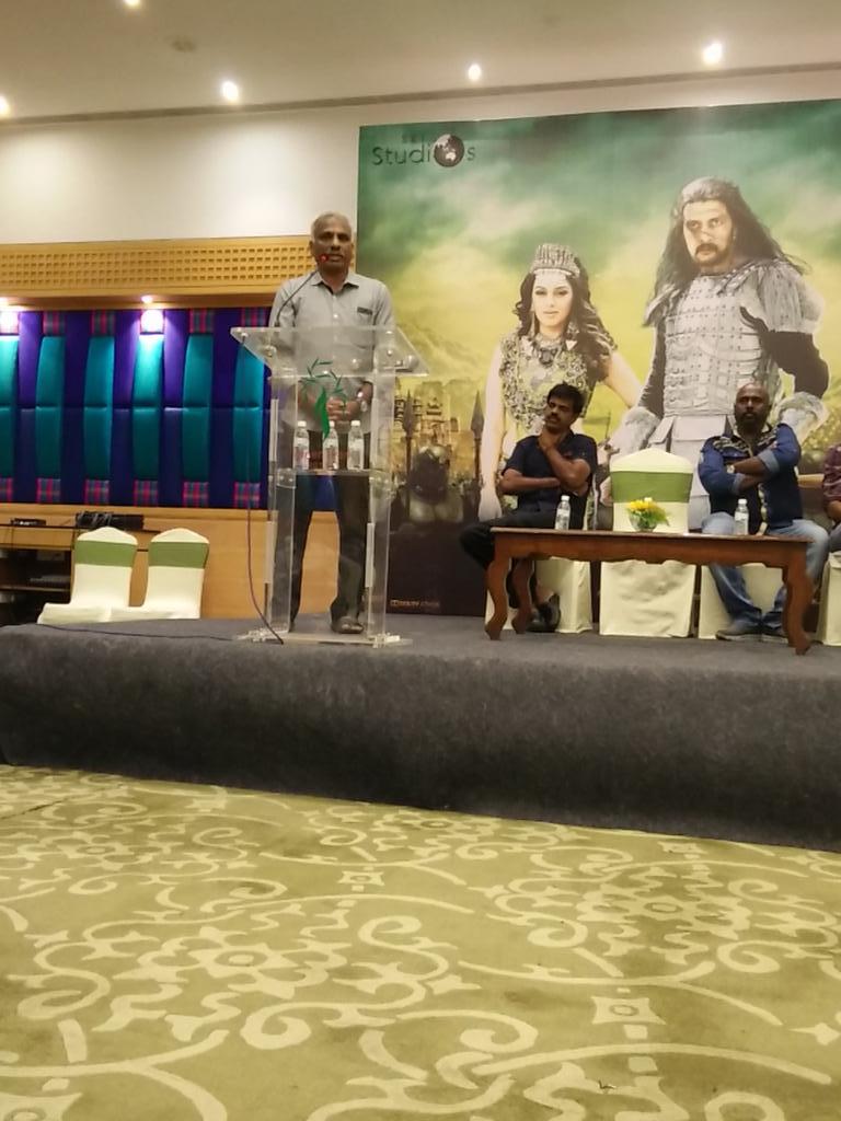 VTLTeam's tweet photo. kamalakannan at #PuliPressMeet http://t.co/R1Fb3MFWMJ