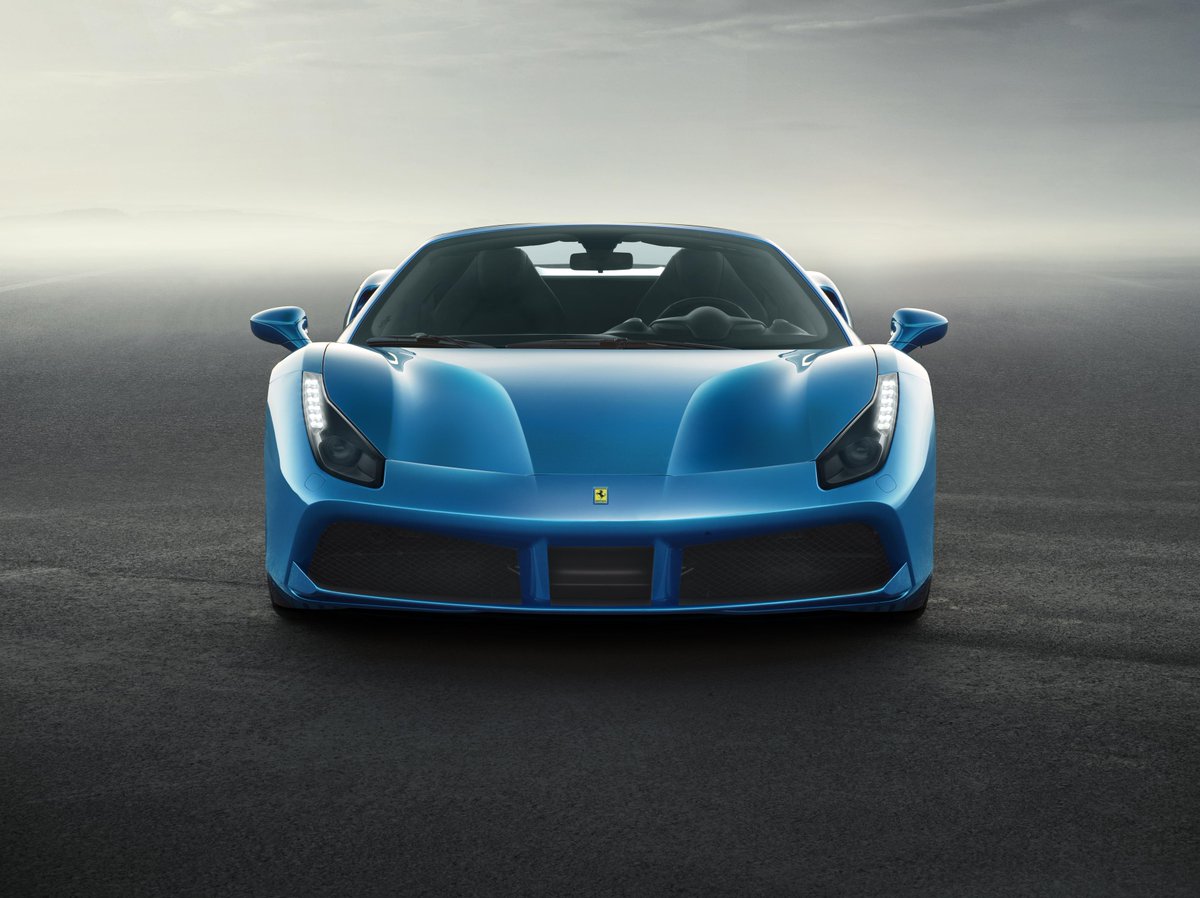 octane_magazine's tweet image. Ferrari have revealed the first images of the 488 Spider.