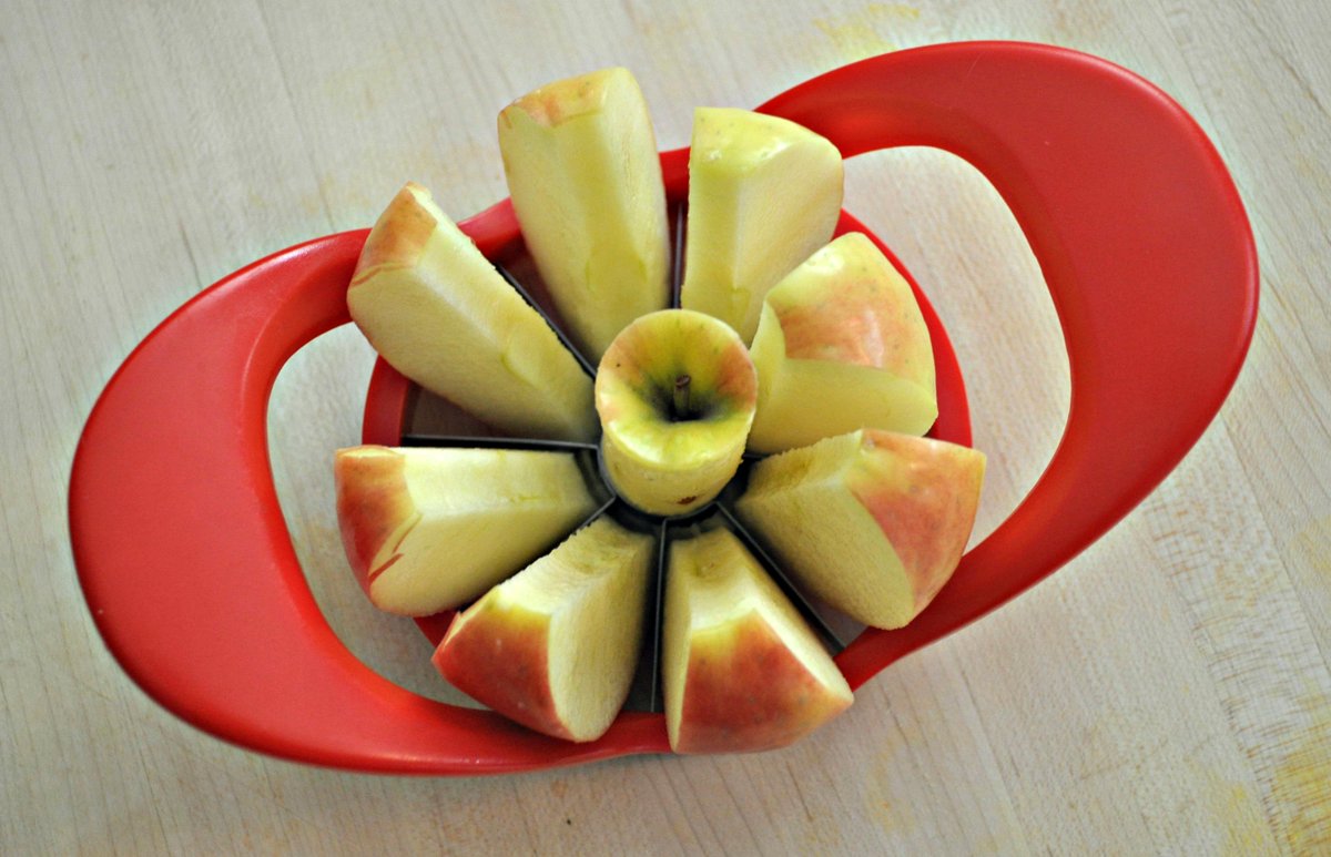 Фруктовая нарезка.Фруктовая нарезка из яблока и банана/Fruit slices of Apple and