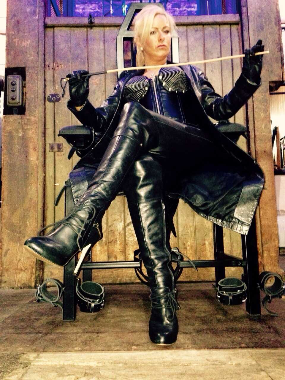thedominationweb on X: Profile Alert: Mistress-Erika is now listed on  @thdominationweb - t.coUDFYWuXZsE  X