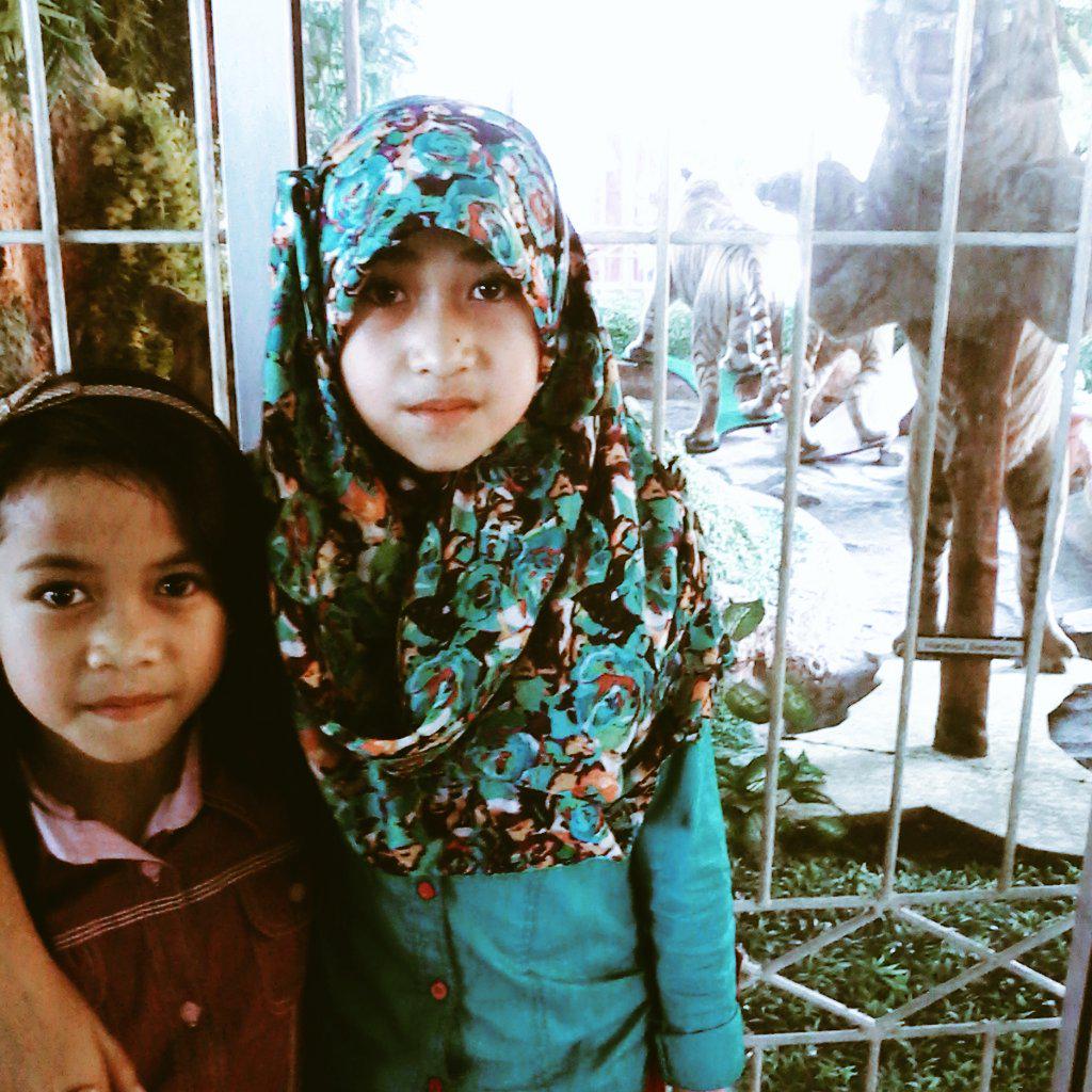 fiki-ano tweet media