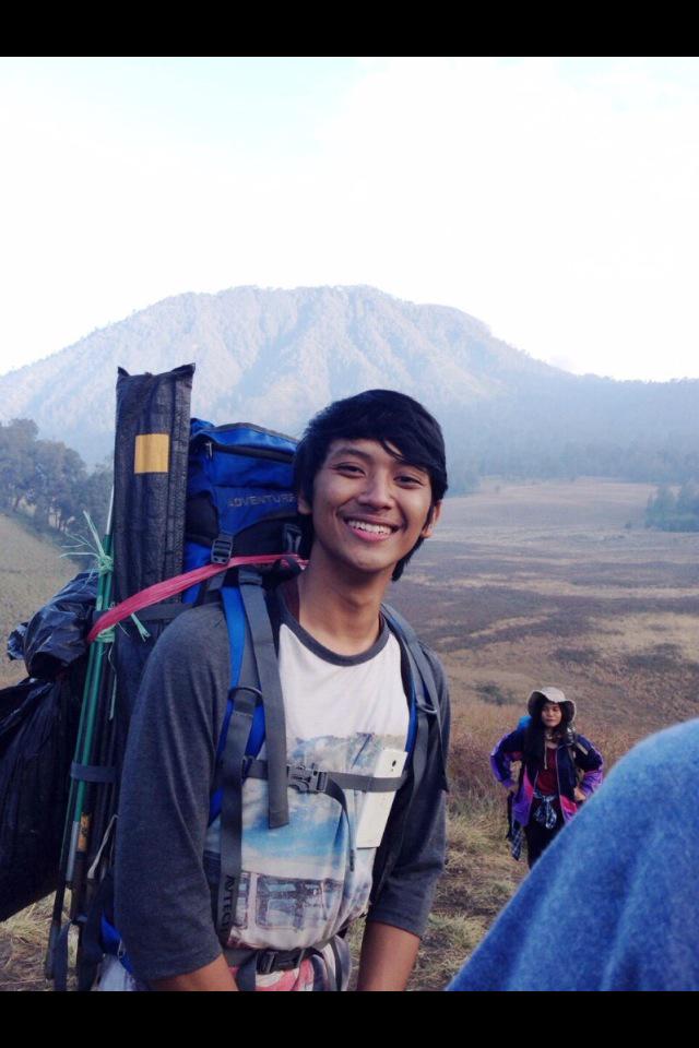 HIMAPOLITIKUB's tweet photo. Inalillahiwainailaihirojiun turut berduka sahabat Rayi Lazuardi Ilpol 2014 smg amal ibadahnya diterima Allah SWT Amin http://t.co/8r2L0tKGI7