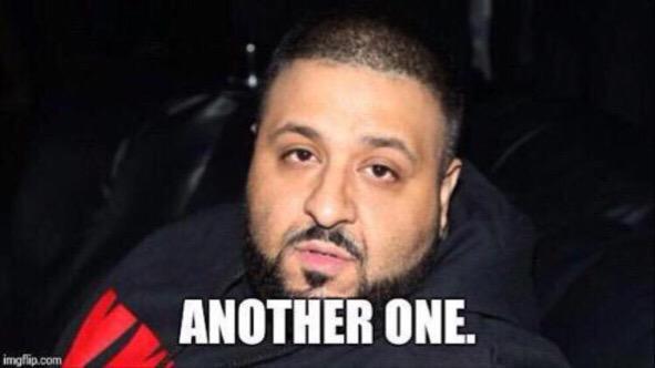 HXNNYXO's tweet image. After hearing Drakes Back to Back freestyles