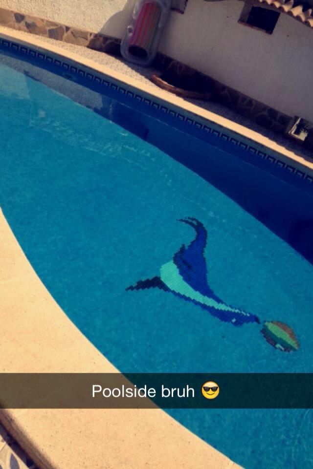 LittleLeahy's tweet photo. 🏊☀️ http://t.co/9Pwx5GaSko