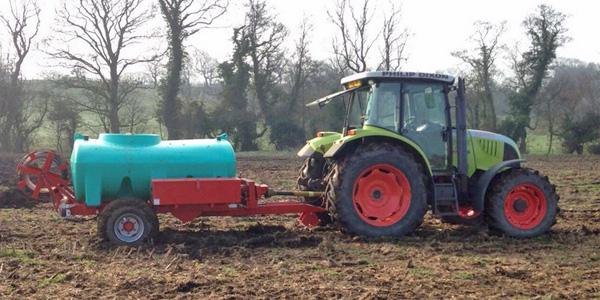 RPDRural's tweet photo. Our fleet of #Claas , kept occupied doing a variety of jobs #workforce #TeamDixon #Rickerbys http://t.co/sCjLz67RkM http://t.co/z5ijO0uOwS