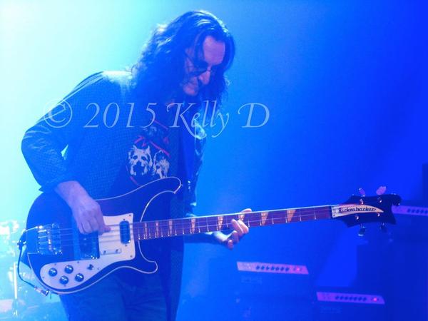 A very Happy Birthday To Geddy Lee! Take the night off buddy, you\ve earned it!!!   
