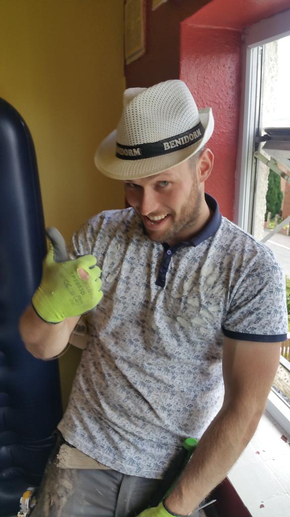 smokingteesGS's tweet photo. Benidorm 2016 trilby tour #smokingtees http://t.co/OdS2z9EBNM
