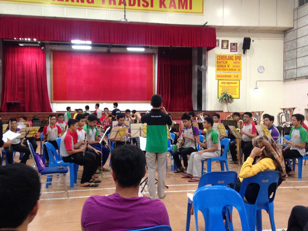 danialhasni's tweet photo. All the best for tomorrow guys. One band one sound!! #GGSDARSC http://t.co/JOxkrX49ma