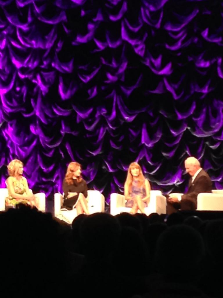 mmaycpa's tweet photo. Down But Not Out...@BrandiTTemple @karren_brady #JaneSeymour #SageSummit #WomenWhoPersevered http://t.co/xFt7BlFLlv