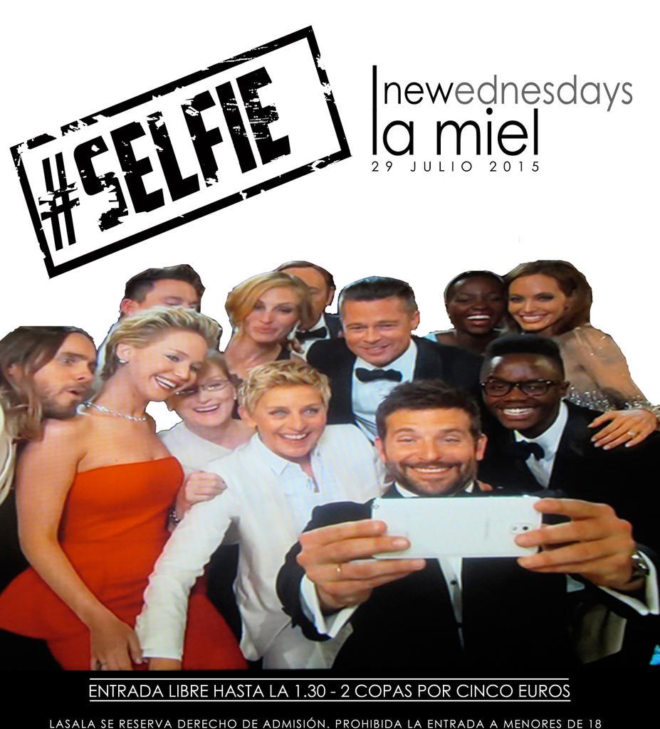 BurEvento's tweet photo. Hoy... noche de mucho #selfie . Os esperamos http://t.co/ywVa9WCCaC