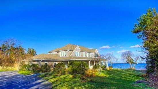BosBizJournal's tweet photo. Here are 10 of the priciest Cape homes sold so far this year http://t.co/hbrxKIrJuI http://t.co/oJT2iPeDBb
