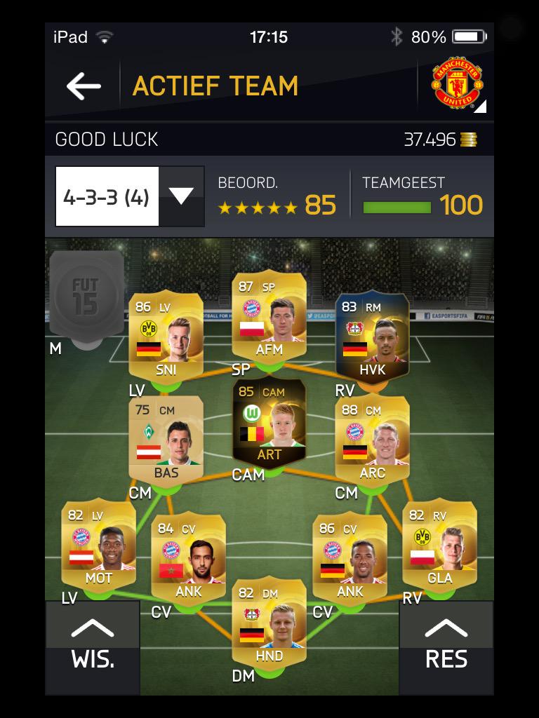 _MATTHY_015's tweet photo. @FCRoelie welke zal ik doen  zal in neuer kopen en die linker cm van foto 2 daar de team off the seizoen van tnx http://t.co/5PEcCt5QLH