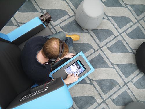 032designltd's tweet photo. Try the @Sennheiser_UK #BlueLounge bespoke built app, an immersive audio experience @westfieldlondon #032Designltd http://t.co/l249I0InVs