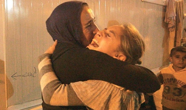MatterFilms's tweet photo. If you haven't yet please watch this astonishing film by Ed Watts about the brave women fleeing the clutches of ISIS http://t.co/MJoHRjjv5F