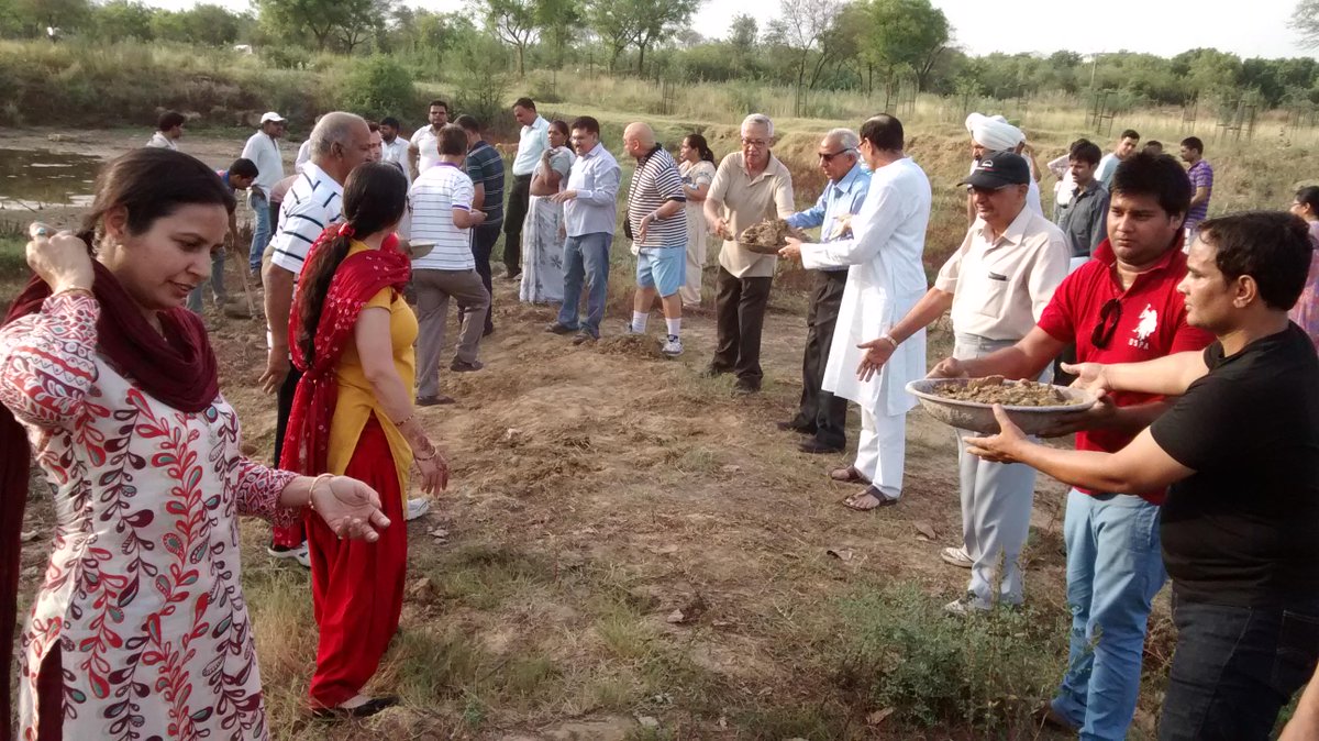 risefound2011's tweet image. Dwarka(New Delhi) Residents Join Hands for Revival of Water Bodies

#Light4all
#Risefoundation
#SaveEnvironment