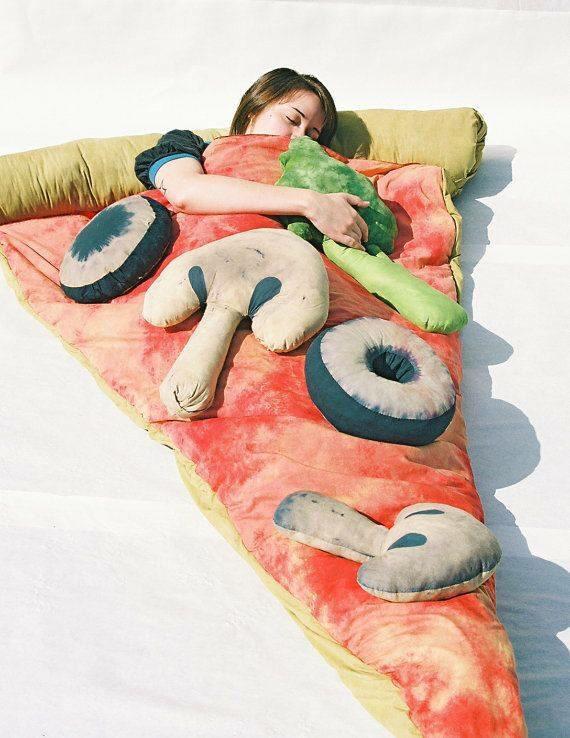 Kathryn_SCW's tweet photo. @shaymitch #PizzaLove http://t.co/h7pVQJRqXu