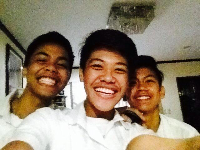 hjcipriano's tweet photo. Thesis                                                          #TEAMLOYALS @kawawaeveryday @uan_cruz http://t.co/VZteON96YK