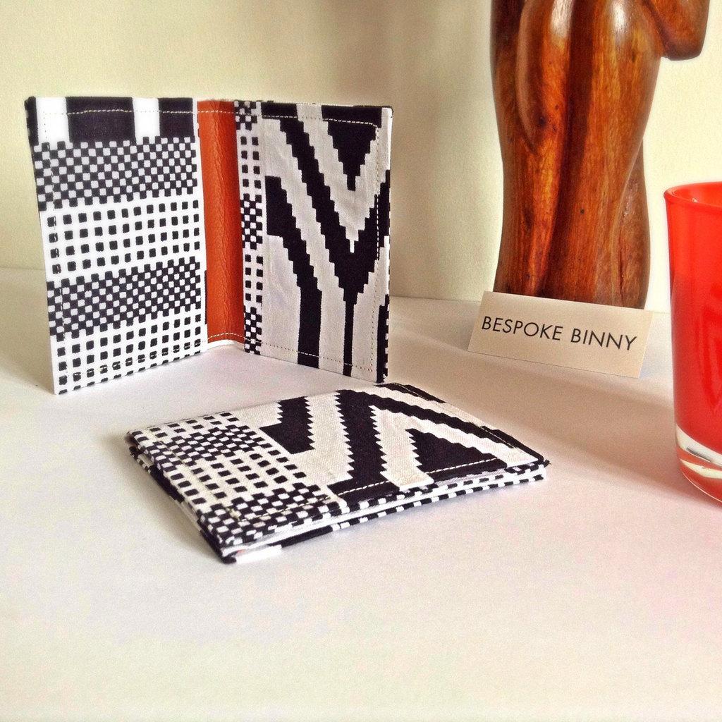 MsYaaObenewa's tweet photo. Handmade African Print Card Holder/ oyster card holder/ Travelcard wallet - black, white, kente by BespokeBinny (9.… http://t.co/IG8ssVYkC5