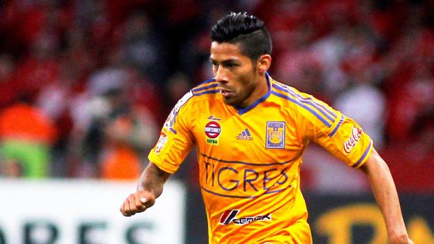 mmdeportesmx's tweet photo. #LoMásVisto  

Aquino se pierde la ida contra River

http://t.co/3O5FBeyFzY http://t.co/FUcppFpk3O