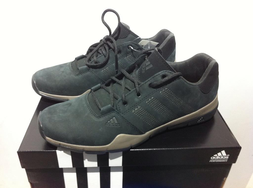 adidas ANZIT DLX MID | sportisimo.com