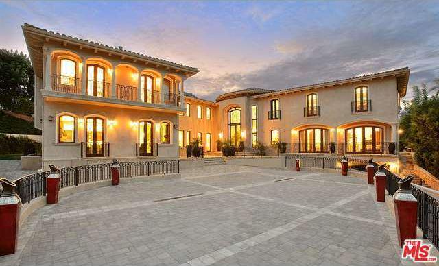 9105 Hazen Dr Beverly Hills, CA 90210  $24,995,000 ow.ly/Q9LAT