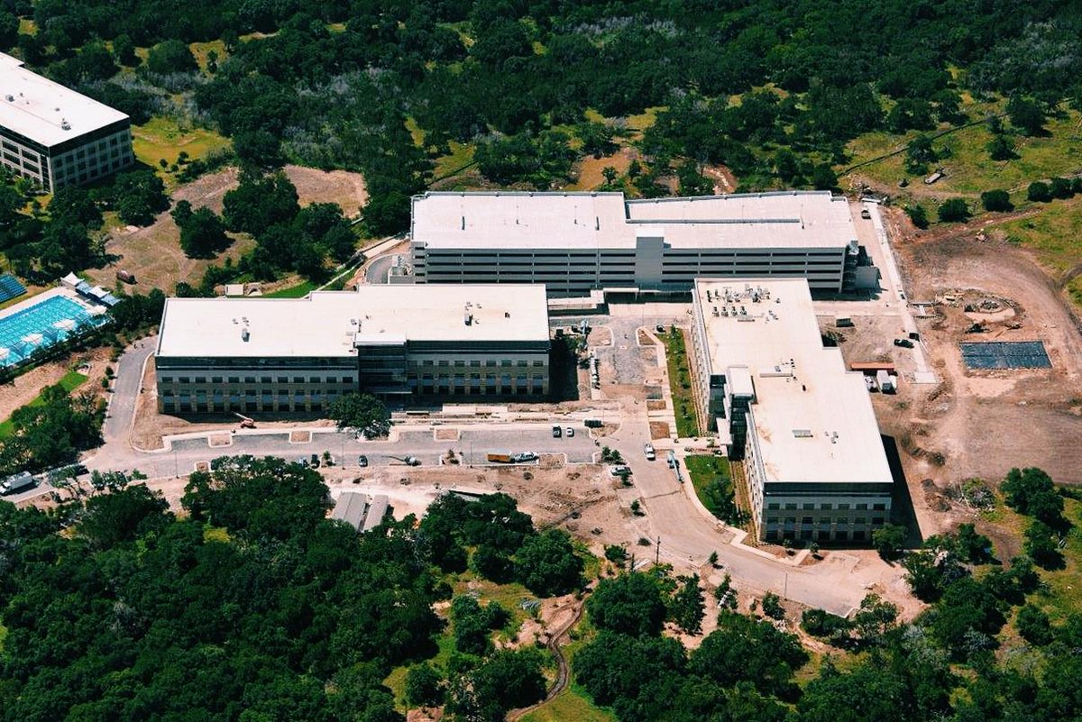BrandywineRlty's tweet photo. Our new Encino Trace green development delivers this summer in #Austin's SW tech corridor. Follow us as we #BuildATX. http://t.co/xjC2ZL9oKq