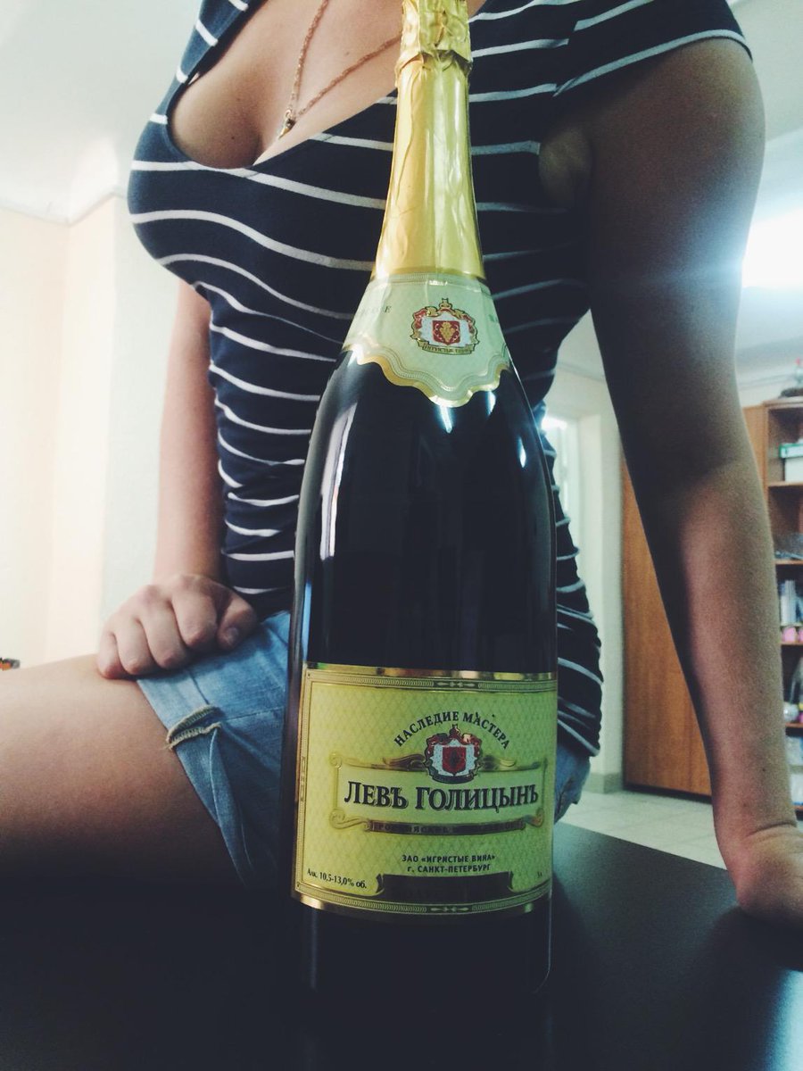 dirtyserpent's tweet photo. Работа. #c4group http://t.co/AH04NlnC9j