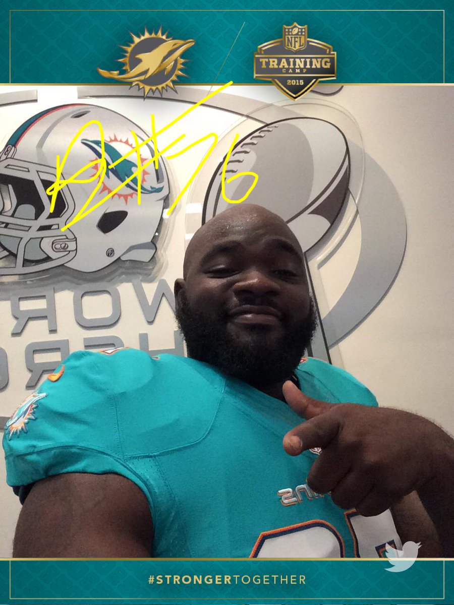 MiamiDolphins's tweet photo. Looking forward to a great season!! -@AXJ76
#StrongerTogether http://t.co/FgFO6YVwJS