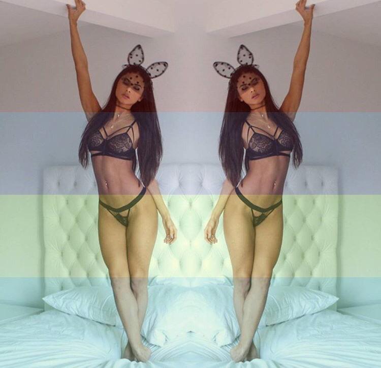 Darling, I'm nightmare dressed like a daydream 💋