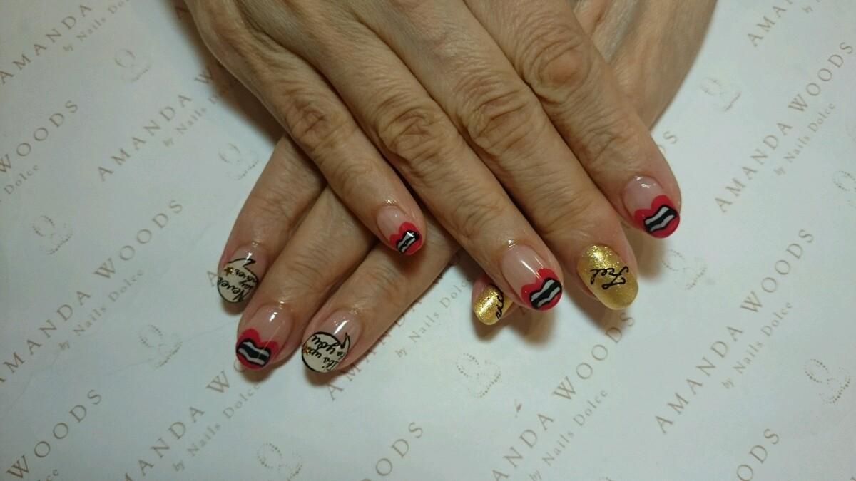 madmadmadam's tweet photo. アメリカンコミックネイルにしてみました！ http://t.co/2Q7BjYFFYU