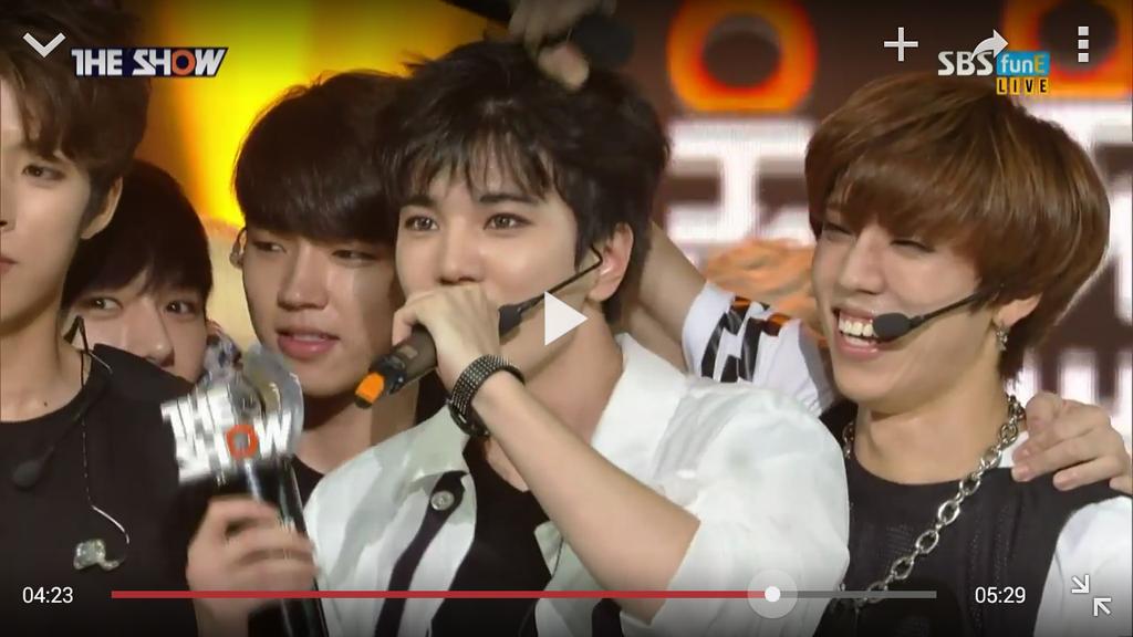 gyustree's tweet photo. ::: 150728 Infinite #Bad6thWin winning speech

Lets check kim myungsoo http://t.co/RigvGxBfZM