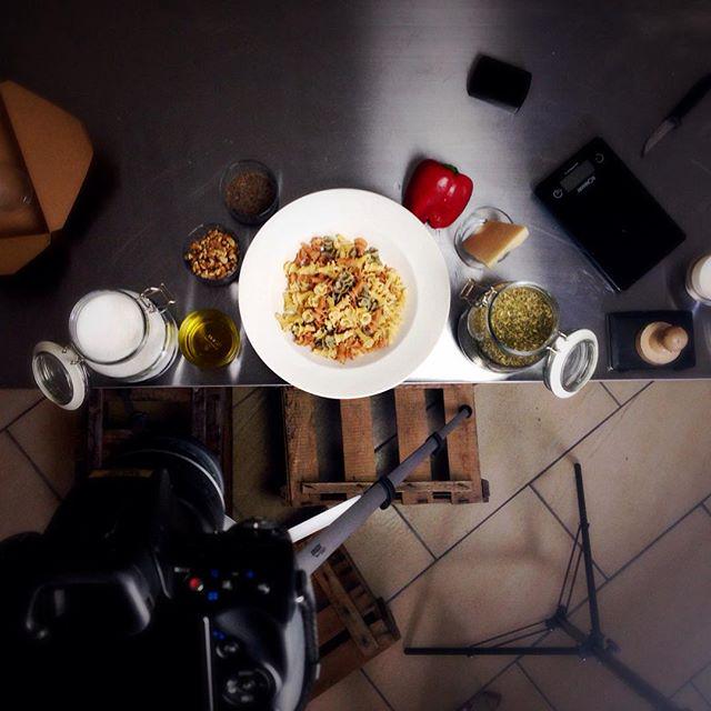 Again there is a #nice #perfume coming out of the <a href="/pack2cook/">pack2cook</a> #Kitchen! We are #preparing our next #meals and #videos.