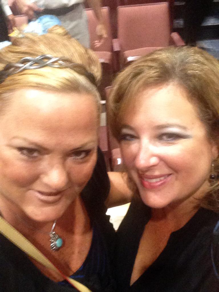 ChristyMcQueen's tweet photo. More of my former @CLMSJETS peeps! #poweronvb http://t.co/SJ5wK2xuH5