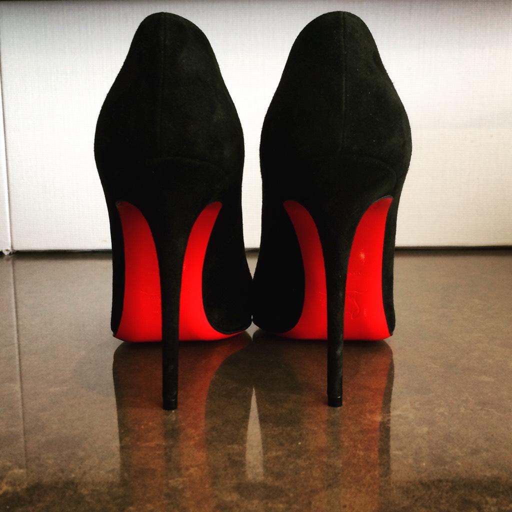 SleepintheGardn's tweet photo. “@toptroian: @SleepintheGardn @THR @Suits_USA how long have you been keeping this from us” I dropped some hints. 😘 http://t.co/NqBRZdWRBX