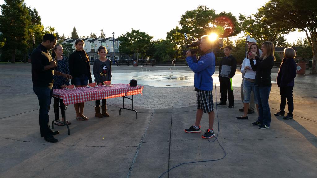 TualCrawfishFes's tweet photo. See us live on Fox12 and KGW this morning! I love the smell of Crawfish in the morning. http://t.co/xg4C0t0QOe