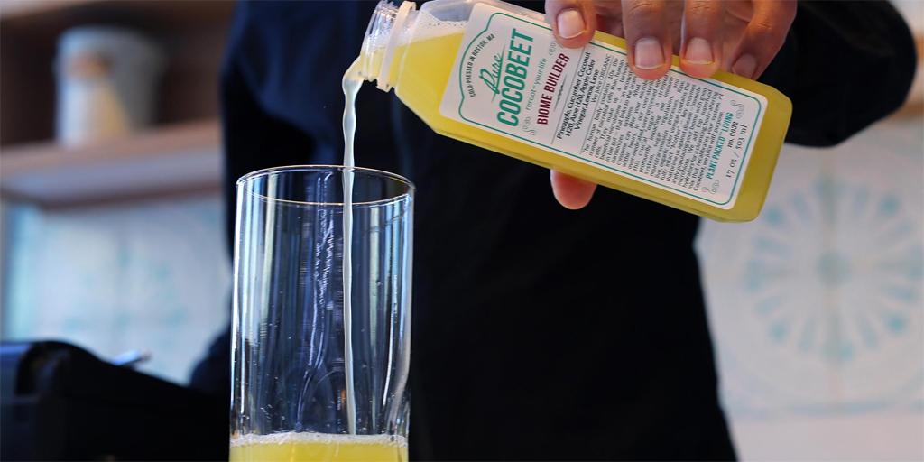 GlobeFood's tweet image. Six juice bars in Boston to try, including @PureCocobeet, @PureColdPress, @revjuice: bit.ly/1SMJXOL