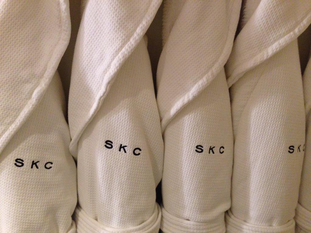 SloaneSquareMag's tweet photo. Feeling fit after a HIIT class @SKC_Voyager this morning - beautiful changing rooms http://t.co/UBAaueCcTH