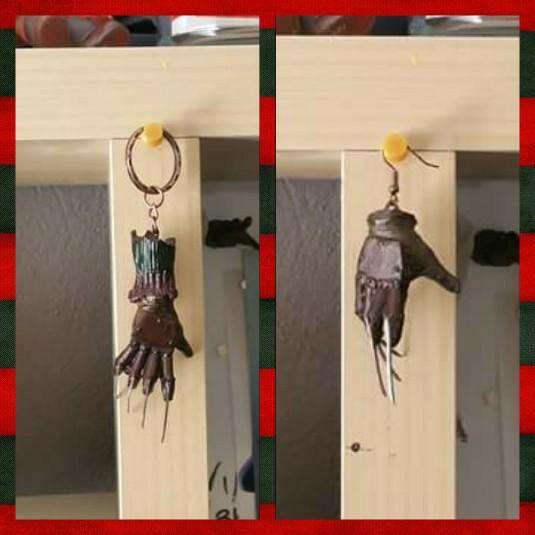 freddy krueger keychain