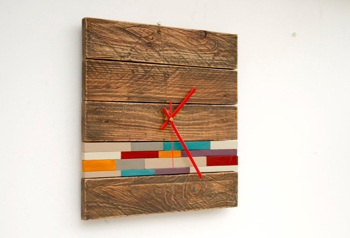 ArtGlamour's tweet image. Reclaimed Wood wall Clock Modern, wood clock with art accent, … etsy.me/1HzUQjJ #artglamour #RusticWallClock