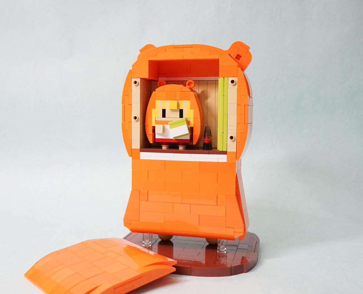 「やっとできました!疲れた疲れた～ #lego #うまるちゃん 」|MikeVdのイラスト